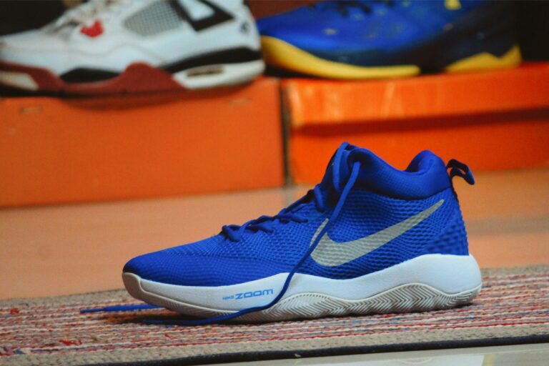 Melhores Tênis para Jogar Vôlei em 2025 - Foto de Abhay siby Mathew na Unsplash