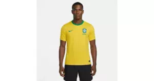 Camisa do Brasil amarela, primeiro uniforme oficial Nike da Seleção Brasileira para a Copa do Mundo de 2026